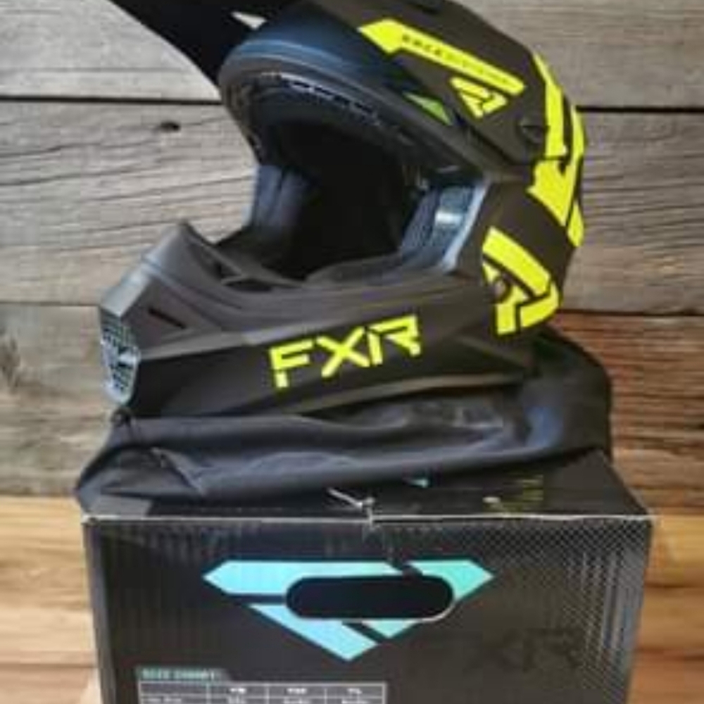 FXR youth helmet size small